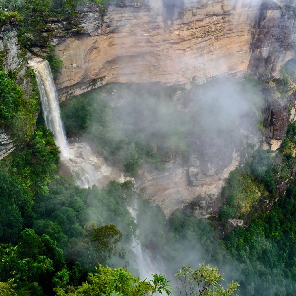 Katoomba Cascades, Ask Roz