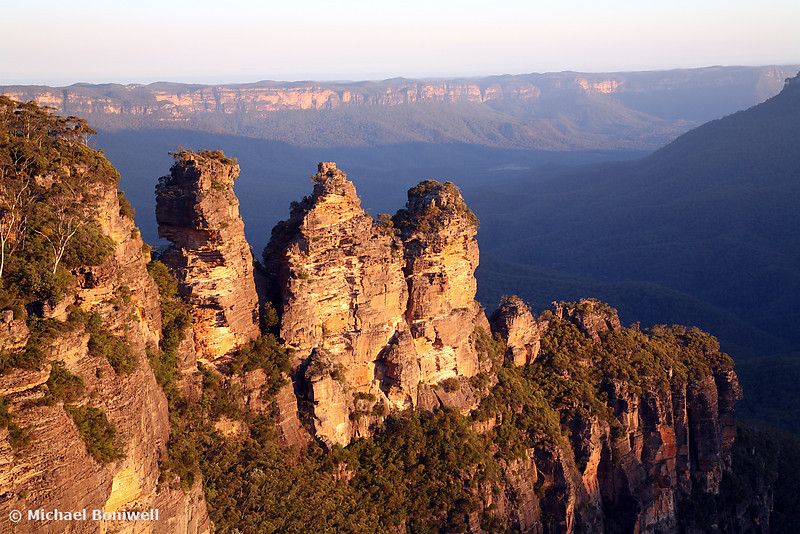 three sisters blue mountains