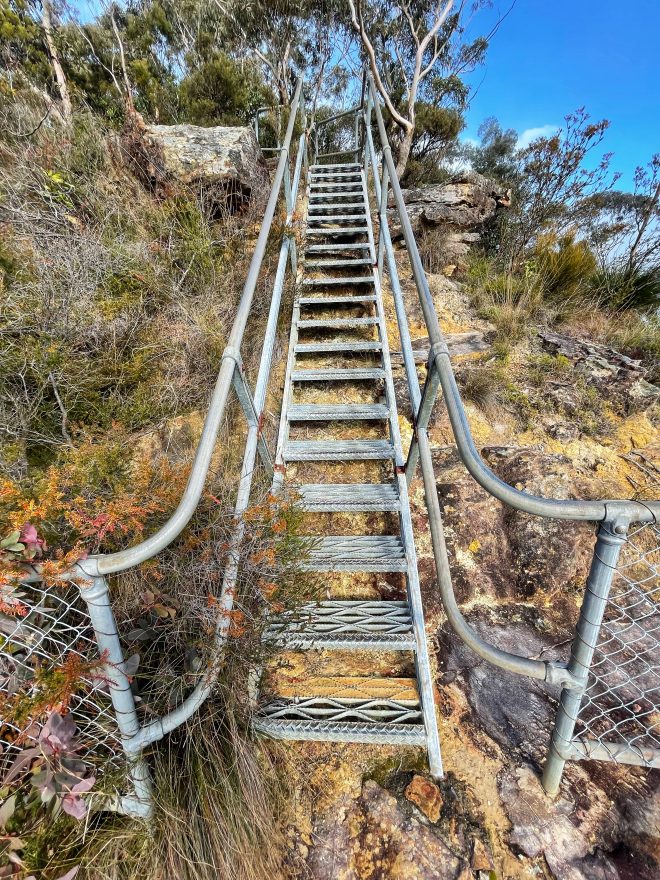 Bridal Veil View Lookout Leura, the prettiest lookout in the Blue Mountains